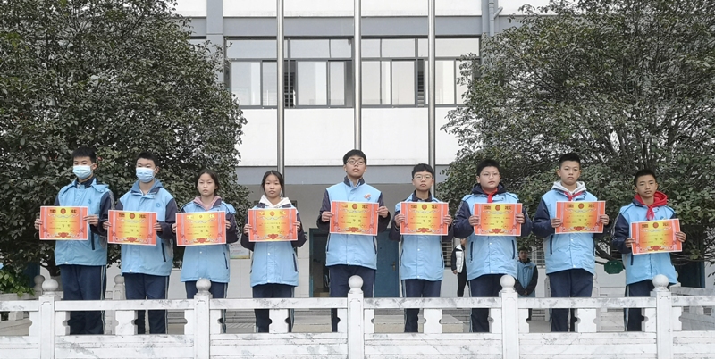 跑操比赛.jpg